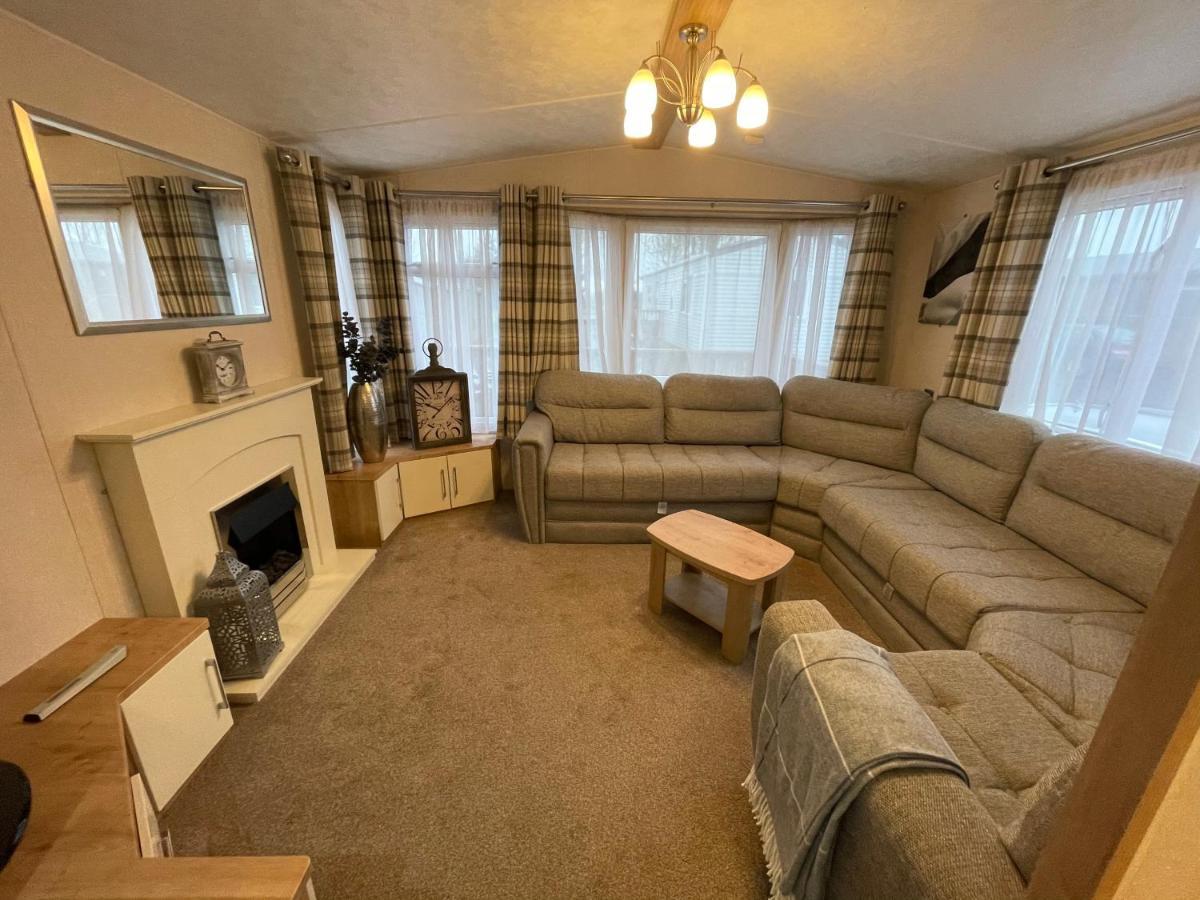 Two Bedroom Caravan At Lilliarsedge ジェドバラ エクステリア 写真