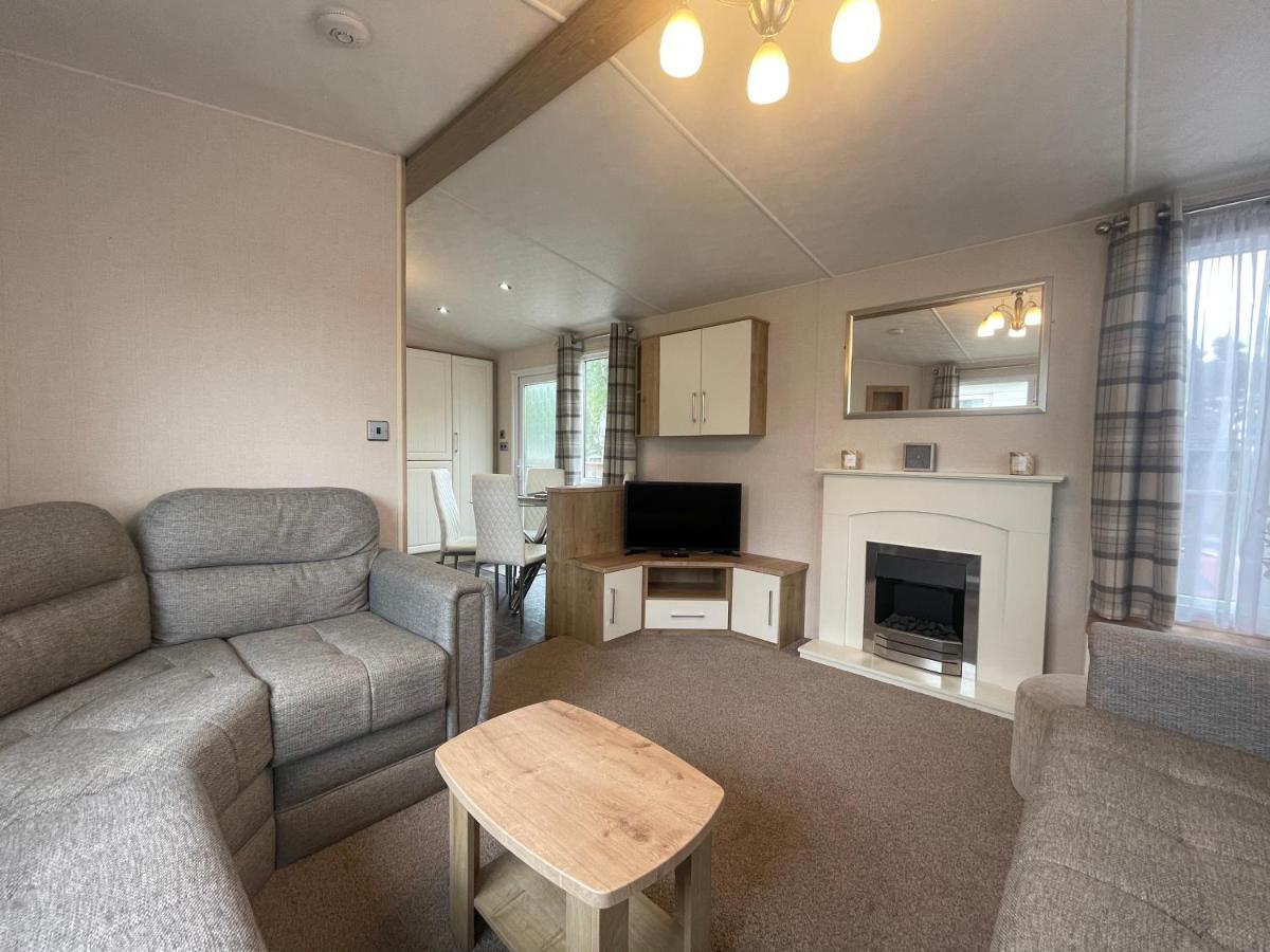 Two Bedroom Caravan At Lilliarsedge ジェドバラ エクステリア 写真